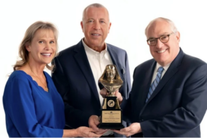 FOCUS co-founders Curtis and Michaelann Martin receive 2024 Mother Angelica Award